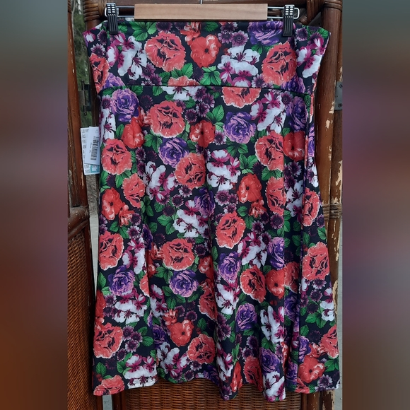 🍀3/15 🆕️ LulaRoe Floral Midi Skirt - Picture 4 of 4